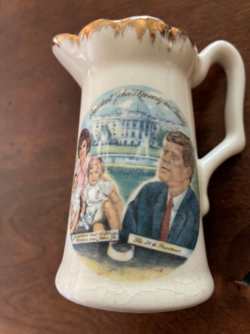 1960 vintage pitcher President John F Kennedy, Mrs. Kennedy, Caroline, JFK jr